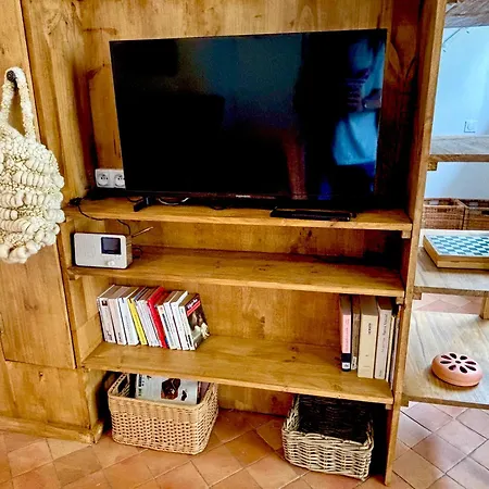 Front De - Climatise Classe 2 Etoiles Avec Jardin Apartment