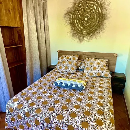 Apartment Front De - Climatise Classe 2 Etoiles Avec Jardin *