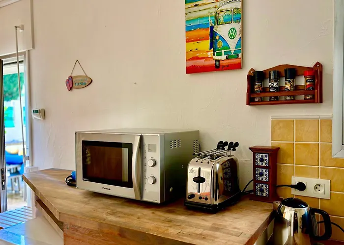 Front De - Climatise Classe 2 Etoiles Avec Jardin Apartman Le Lavandou